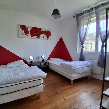 Holiday home Le Lilas Au Bord De Riviere *